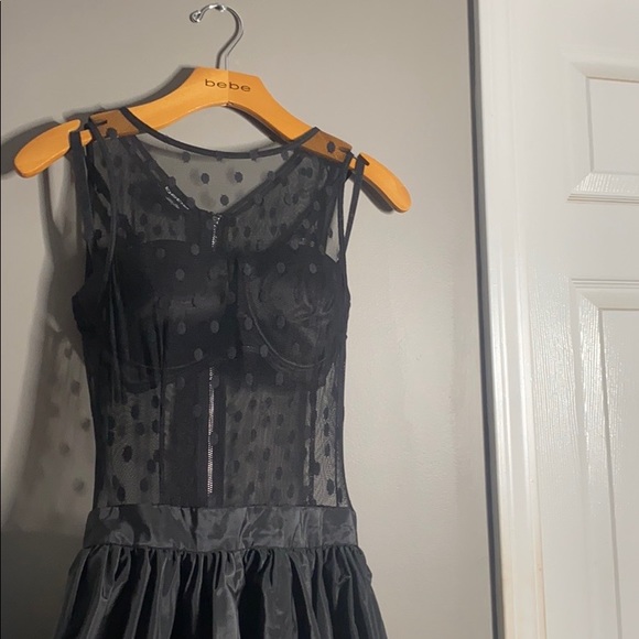 WORN TWICE - BEBE HIGH LOW - Picture 4 of 5